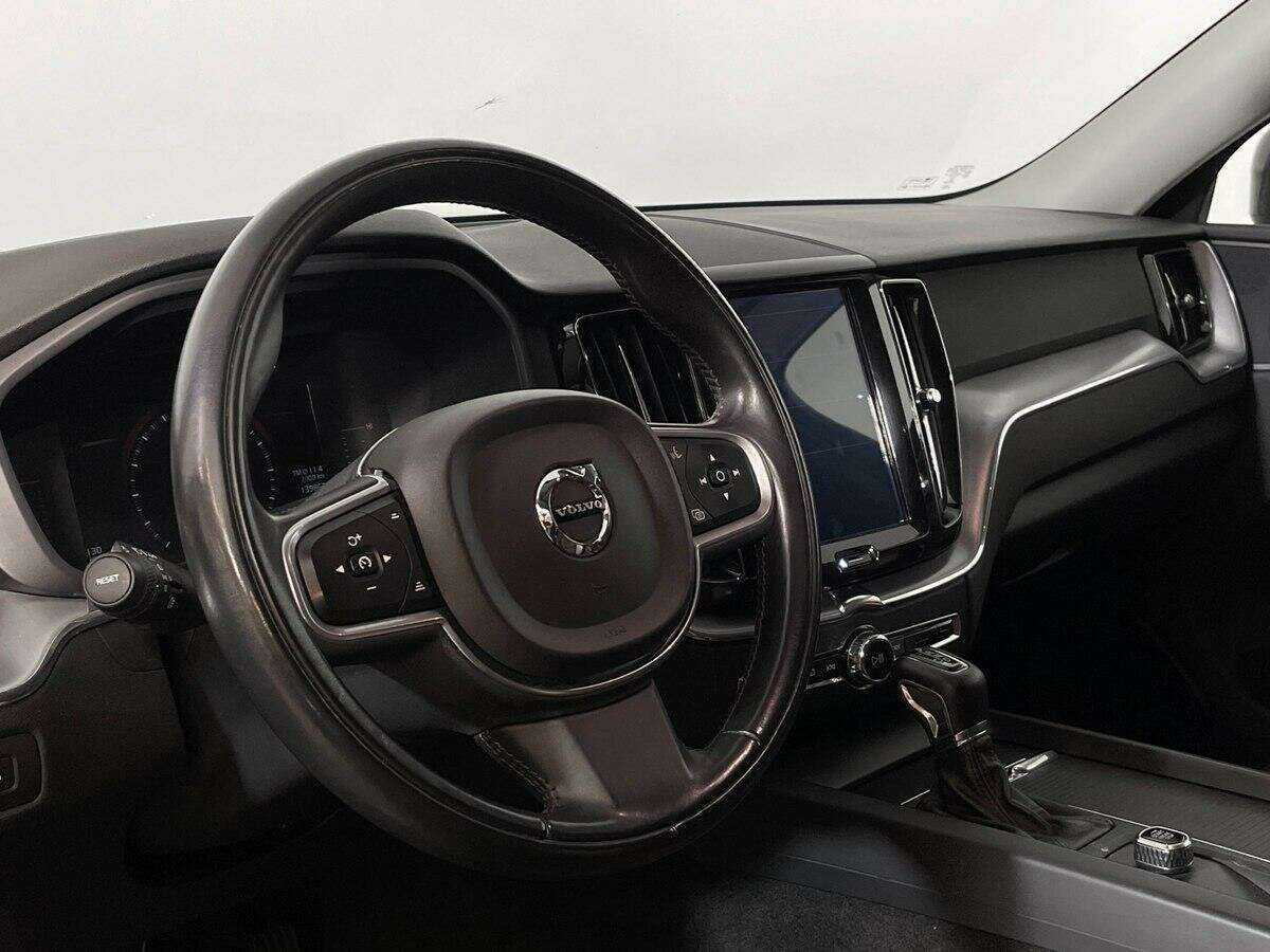Купить Volvo XC60 с пробегом. Фото: #13