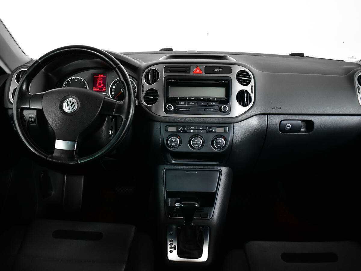 Купить Volkswagen Tiguan с пробегом. Фото: #11