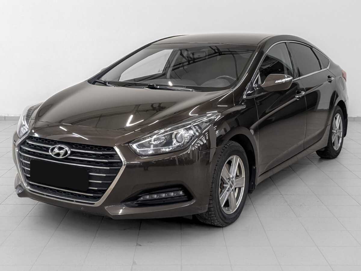 Купить Hyundai i40 с пробегом. Фото: #0