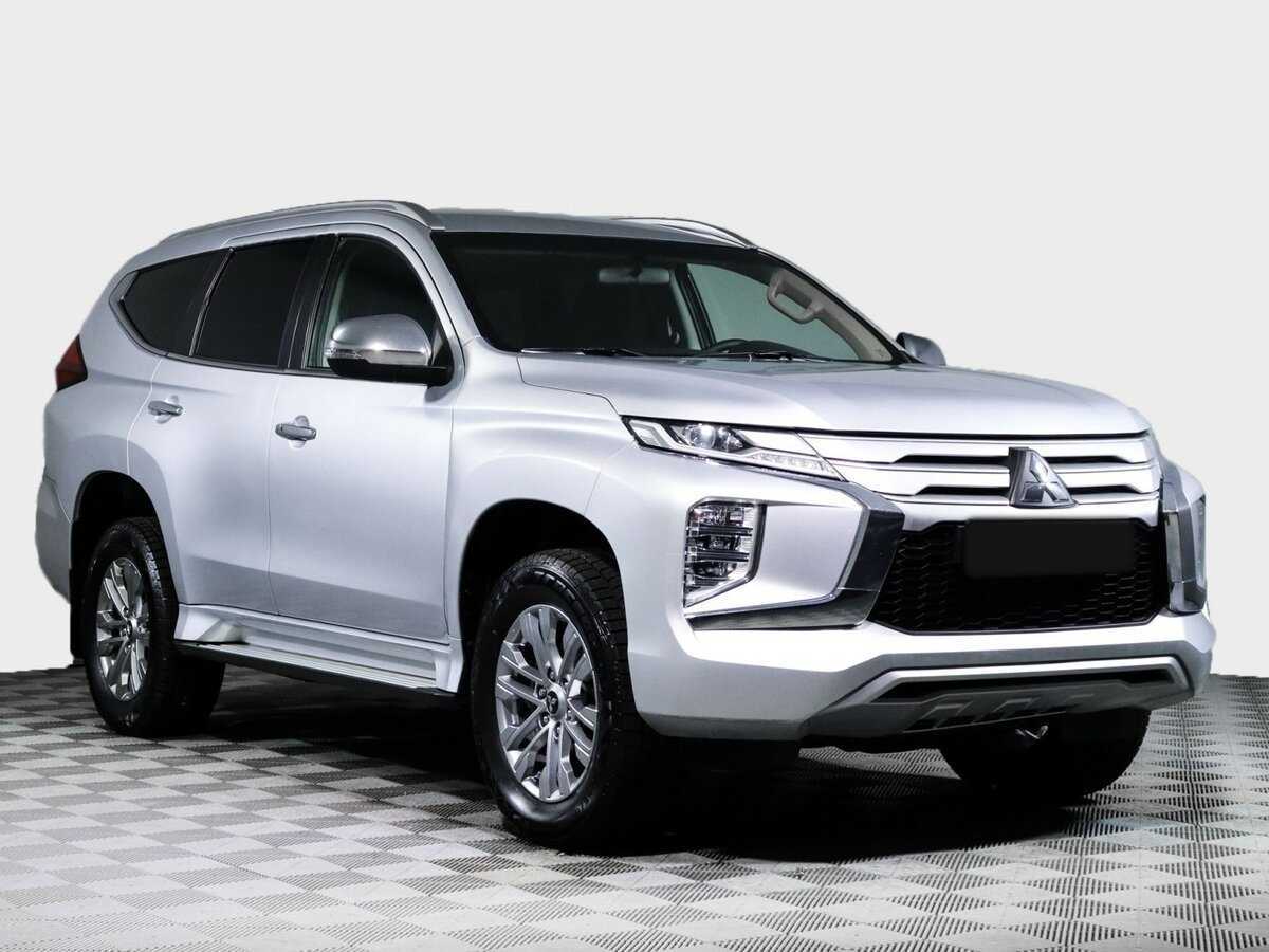 Купить Mitsubishi Pajero Sport с пробегом. Фото: #2