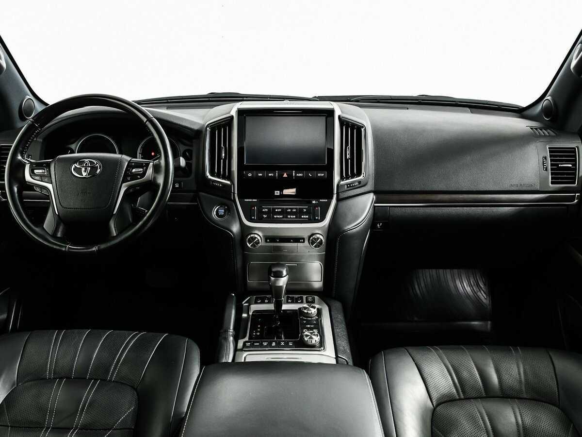 Купить Toyota Land Cruiser с пробегом. Фото: #10