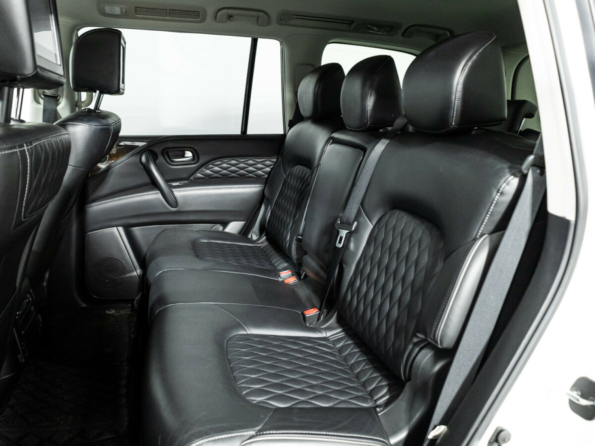 Купить Infiniti QX80 с пробегом. Фото: #7