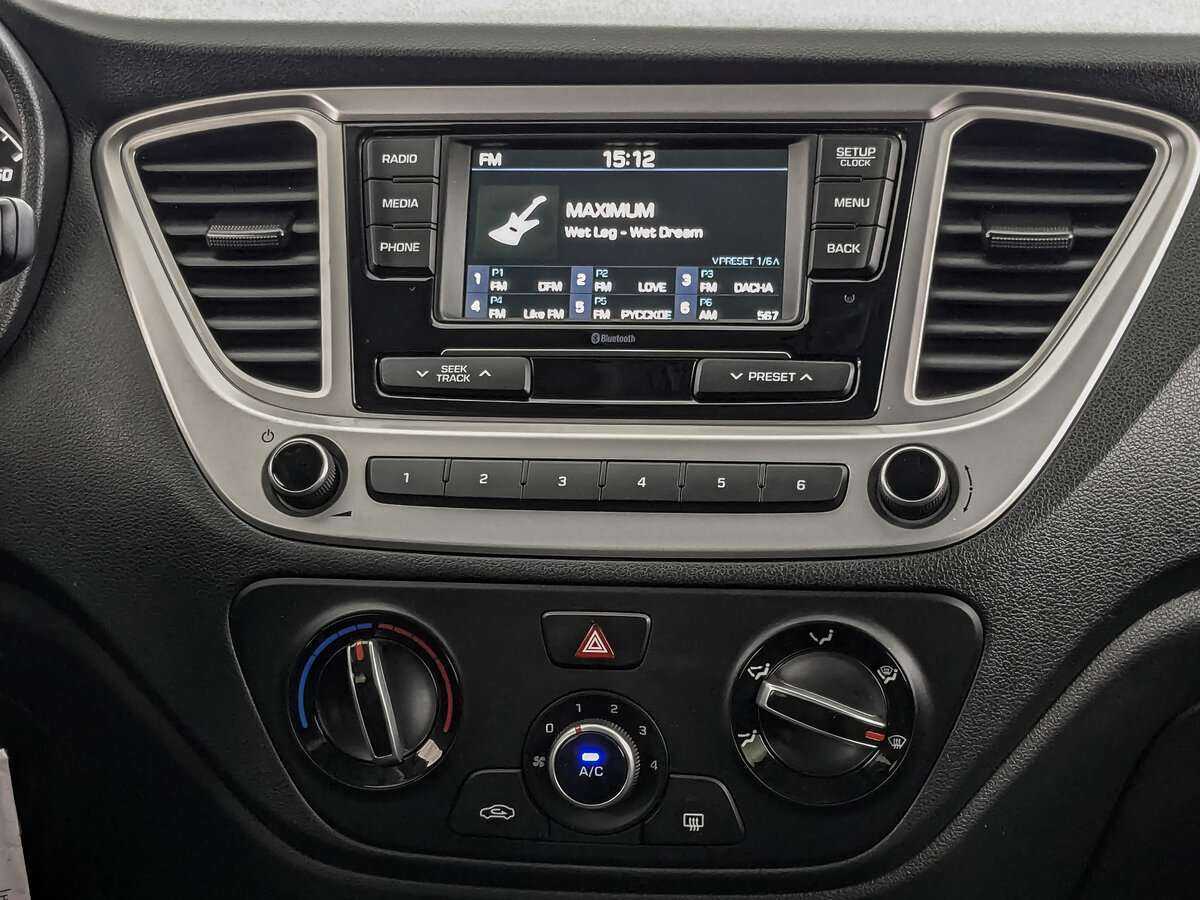 Купить Hyundai Solaris с пробегом. Фото: #16