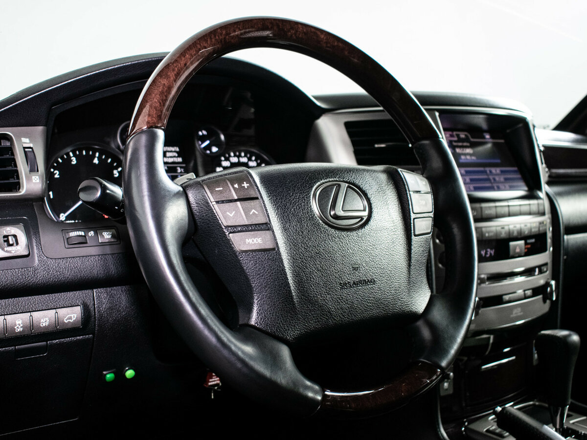 Купить Lexus LX с пробегом. Фото: #14