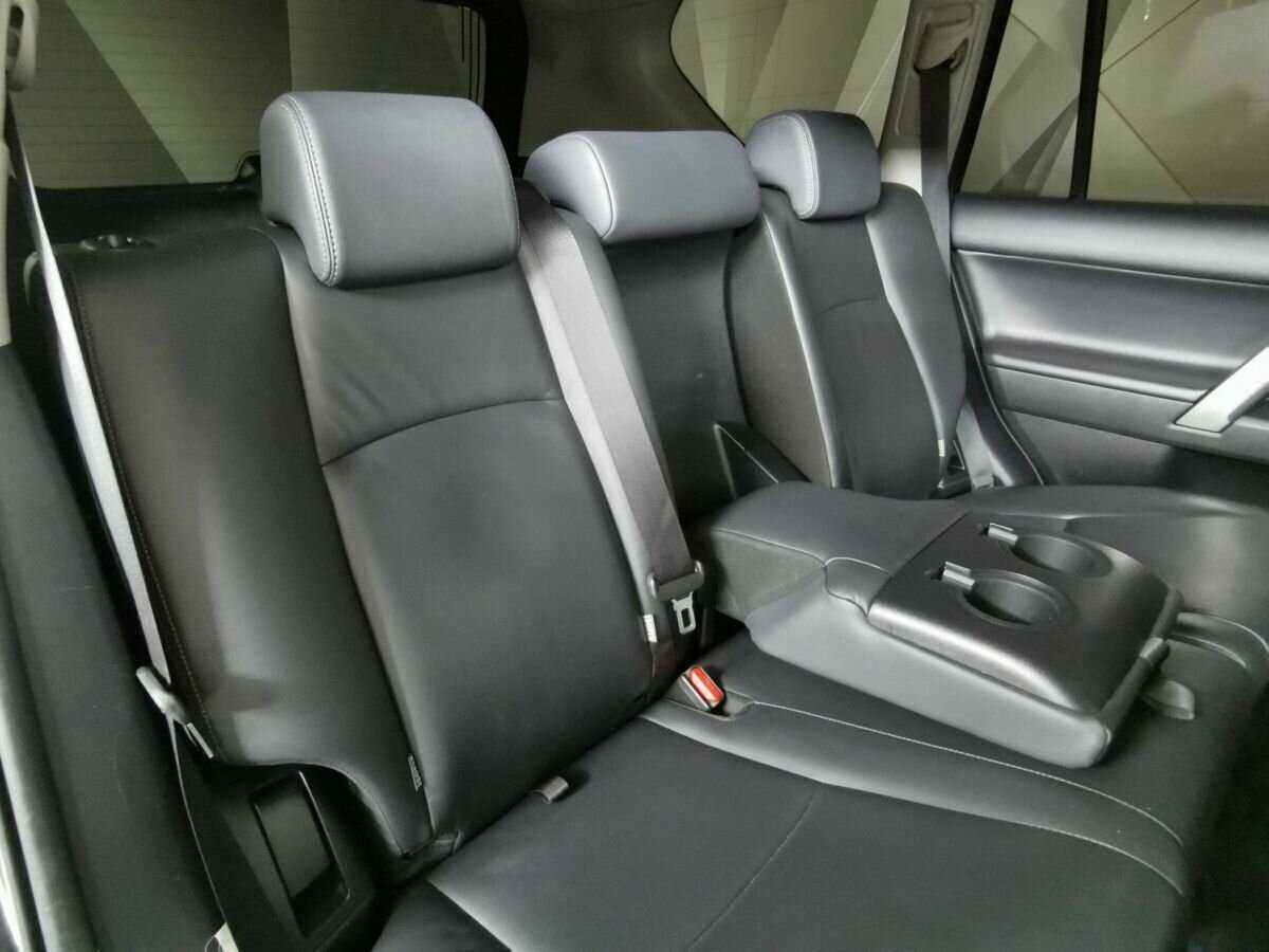 Купить Toyota Land Cruiser Prado с пробегом. Фото: #12