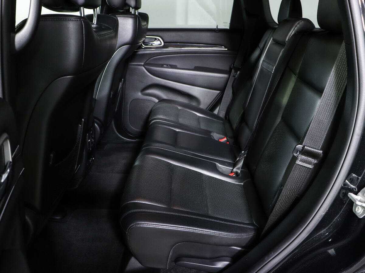 Купить Jeep Grand Cherokee с пробегом. Фото: #7