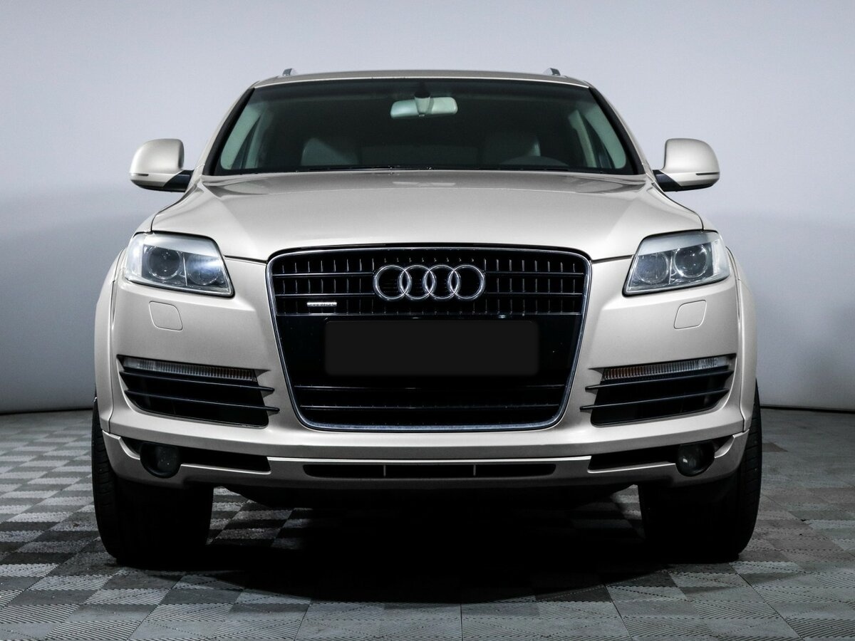 Купить Audi Q7 с пробегом. Фото: #1