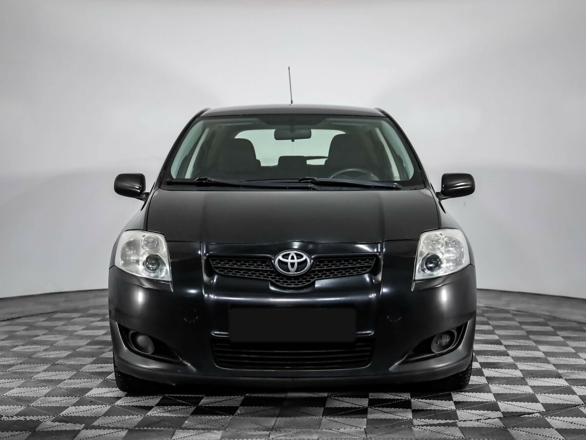 Купить Toyota Auris с пробегом. Фото: #3