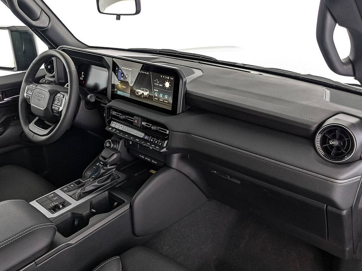 Купить Toyota Land Cruiser Prado с пробегом. Фото: #8