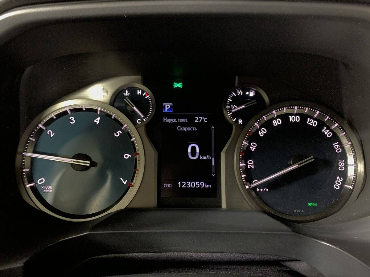 Купить Toyota Land Cruiser Prado с пробегом. Фото: #13