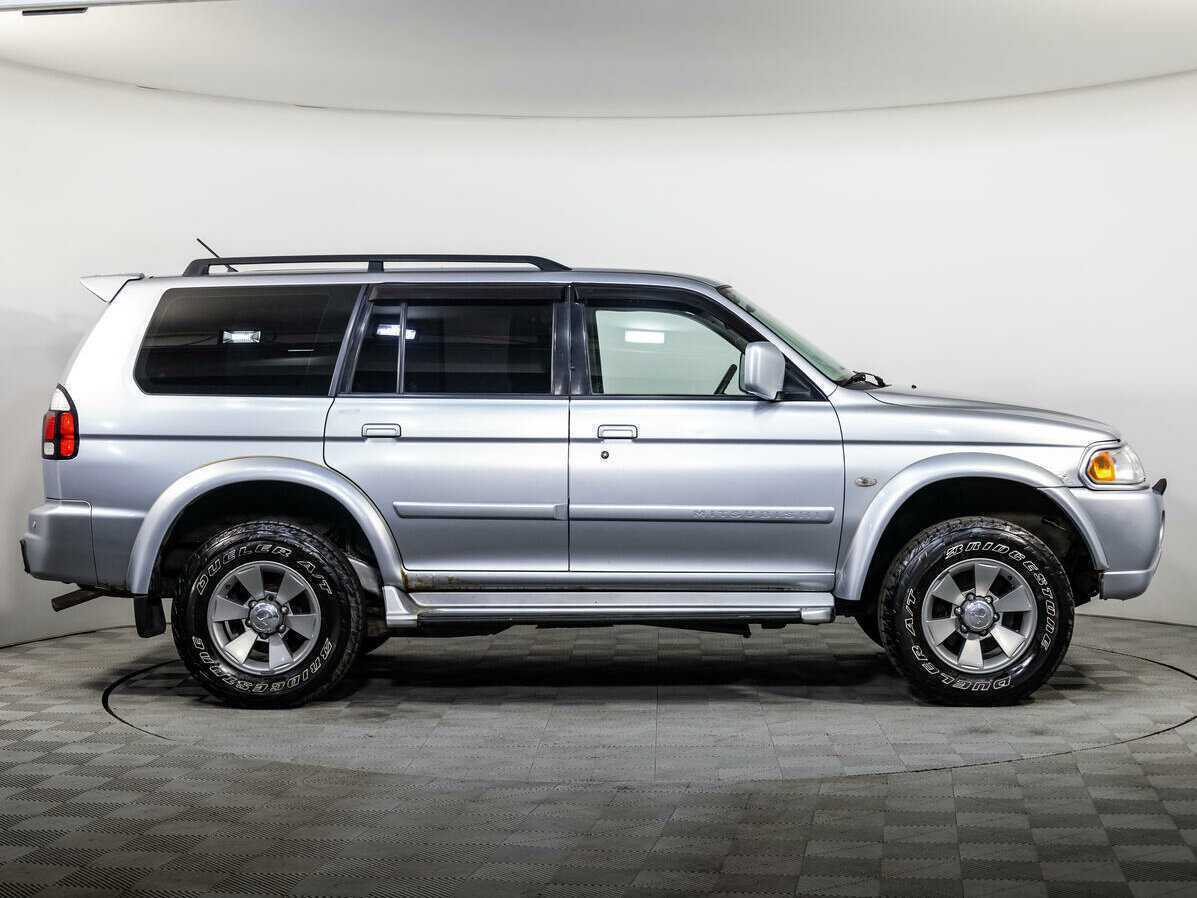 Купить Mitsubishi Pajero Sport с пробегом. Фото: #2
