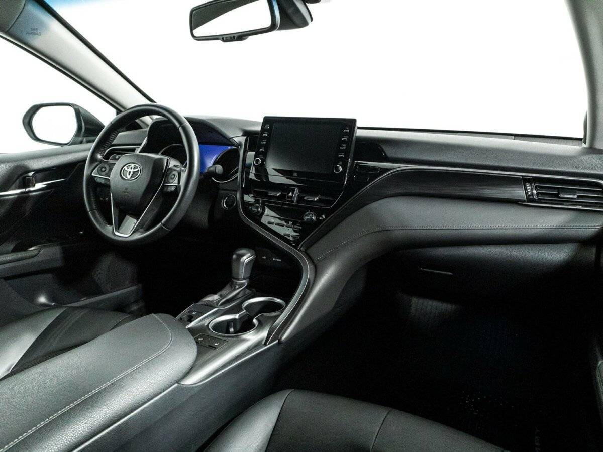 Купить Toyota Camry с пробегом. Фото: #8