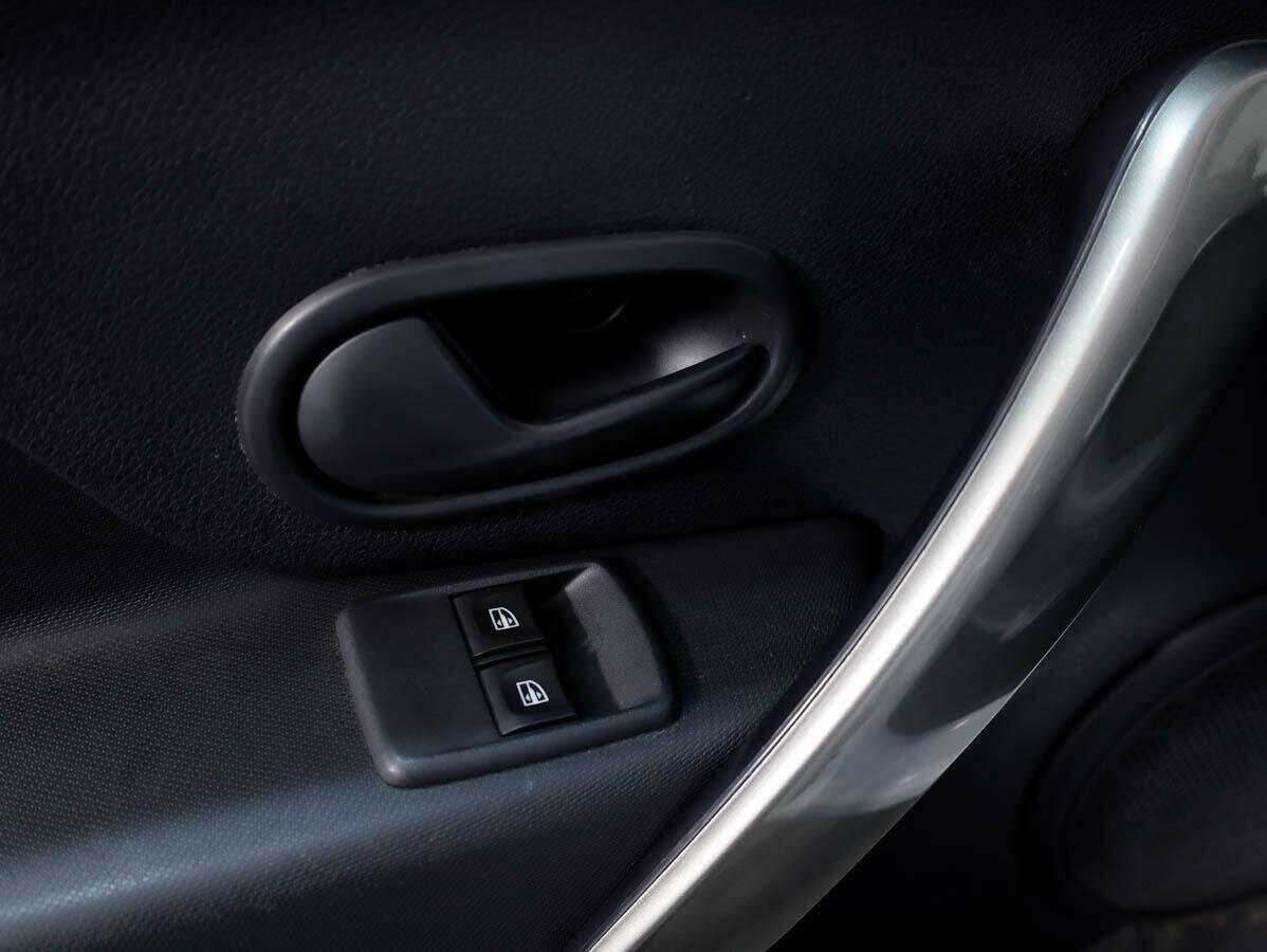Купить Renault Logan с пробегом. Фото: #14