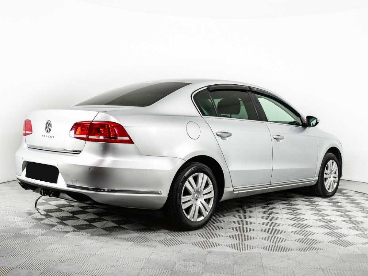 Купить Volkswagen Passat с пробегом. Фото: #4
