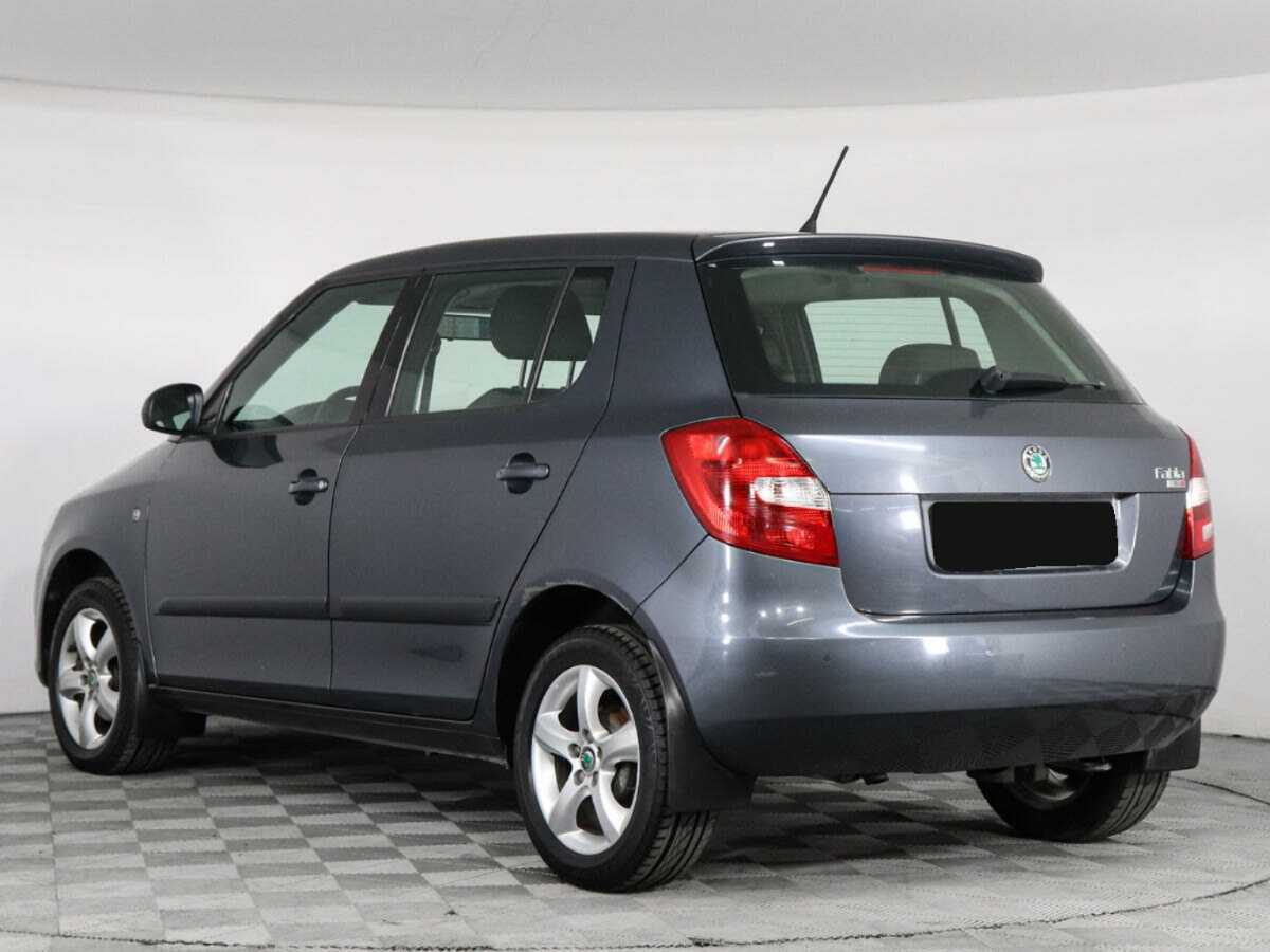 Купить Skoda Fabia с пробегом. Фото: #6