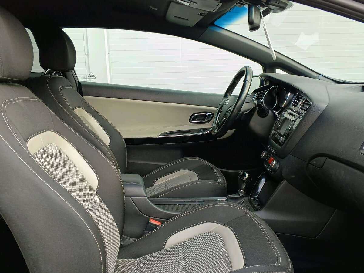 Купить Kia Ceed с пробегом. Фото: #11