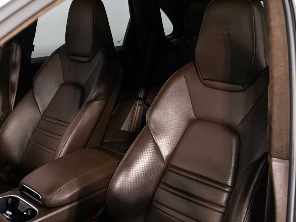 Купить Porsche Cayenne с пробегом. Фото: #24