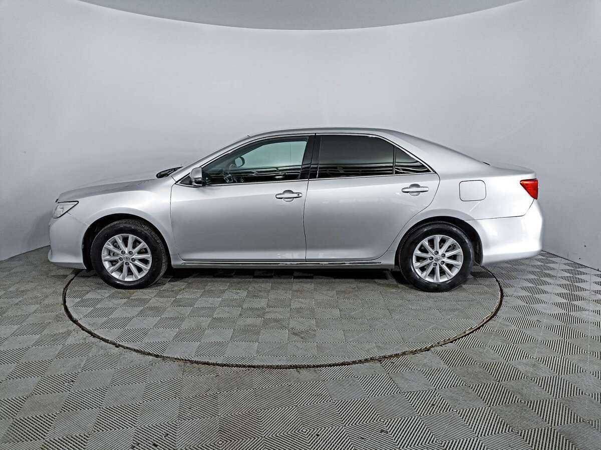 Купить Toyota Camry с пробегом. Фото: #7