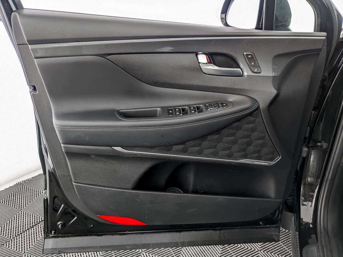 Купить Hyundai Santa Fe с пробегом. Фото: #14
