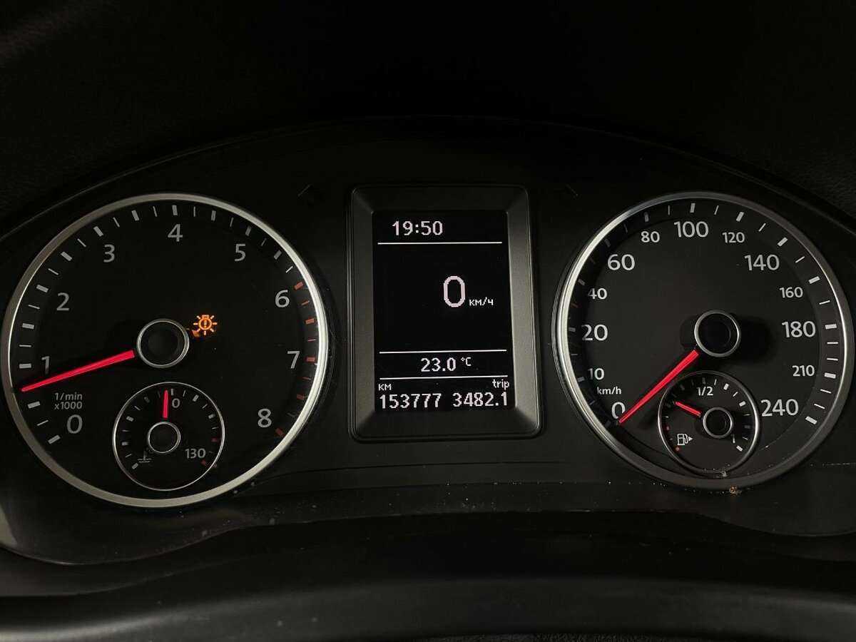 Купить Volkswagen Tiguan с пробегом. Фото: #10