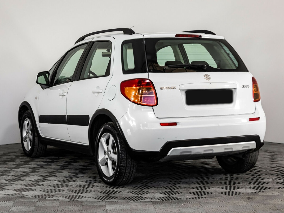Купить Suzuki SX4 с пробегом. Фото: #5
