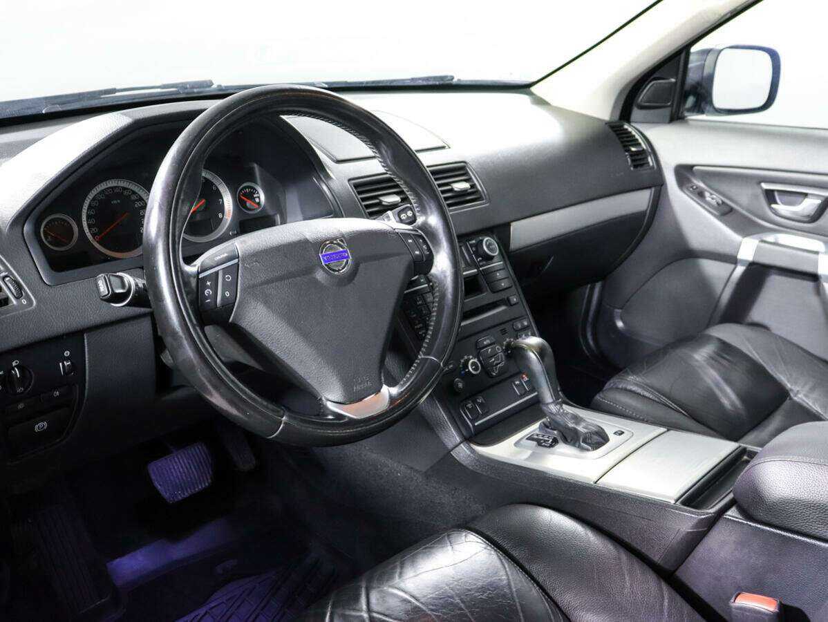 Купить Volvo XC90 с пробегом. Фото: #10