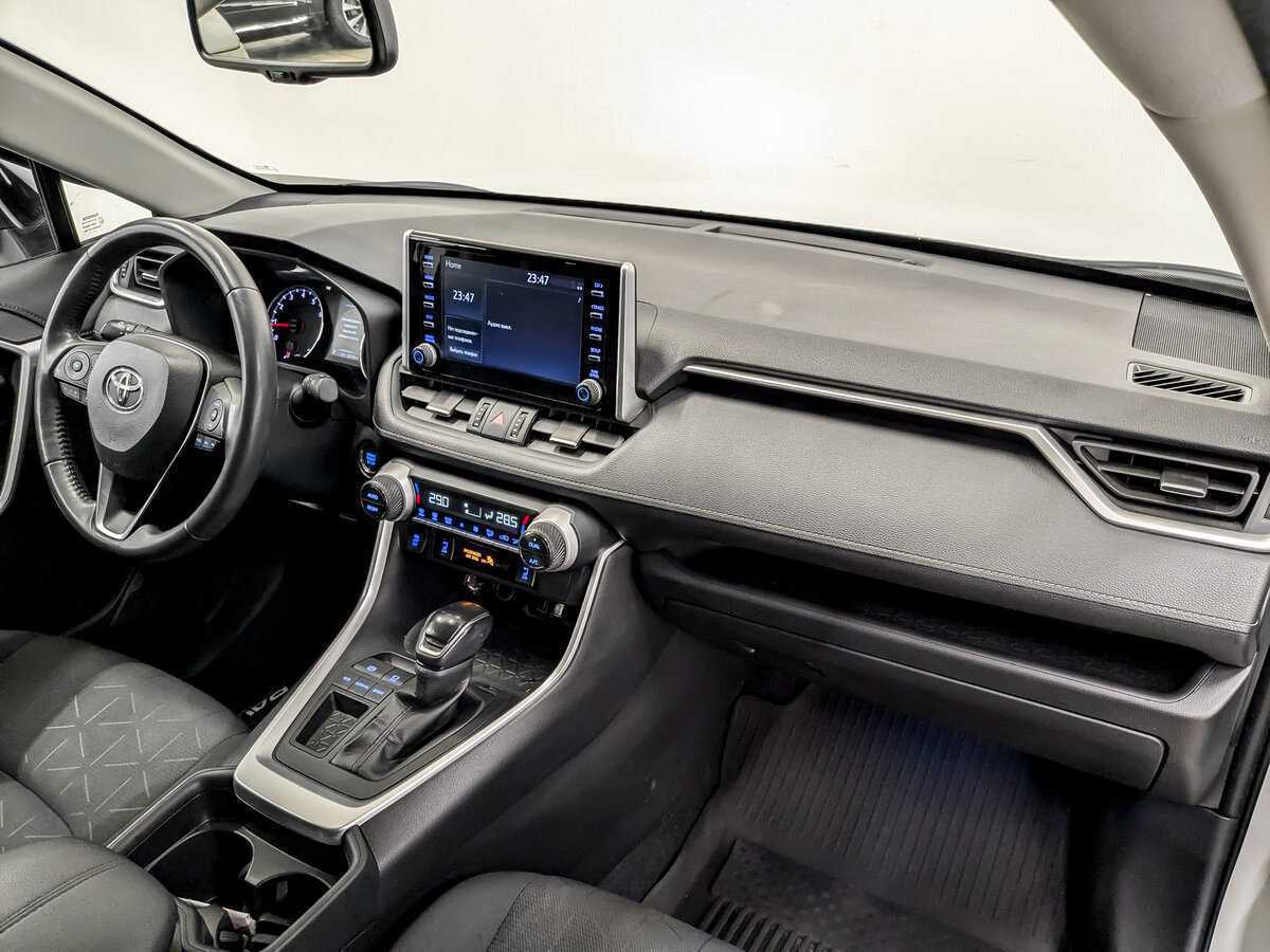 Купить Toyota RAV4 с пробегом. Фото: #10