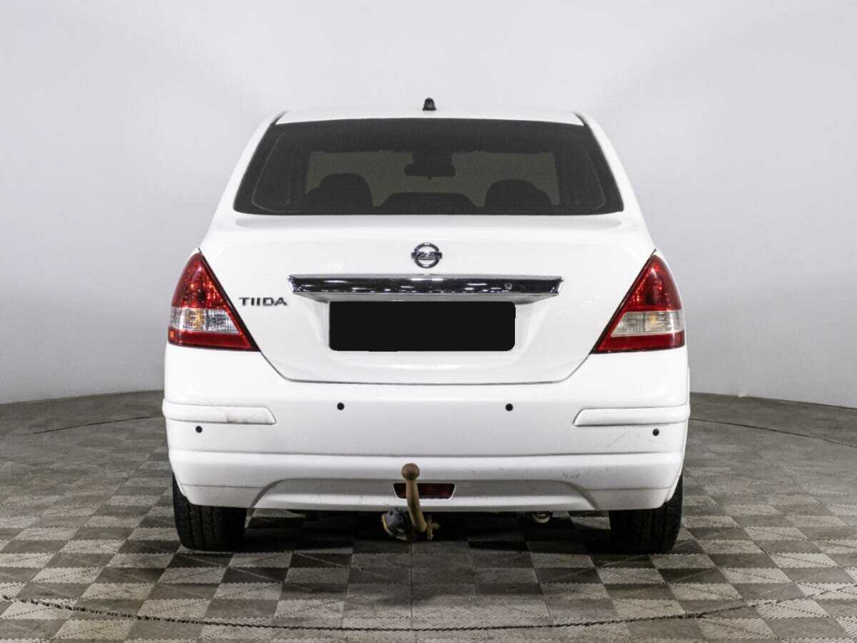 Купить Nissan Tiida с пробегом. Фото: #5
