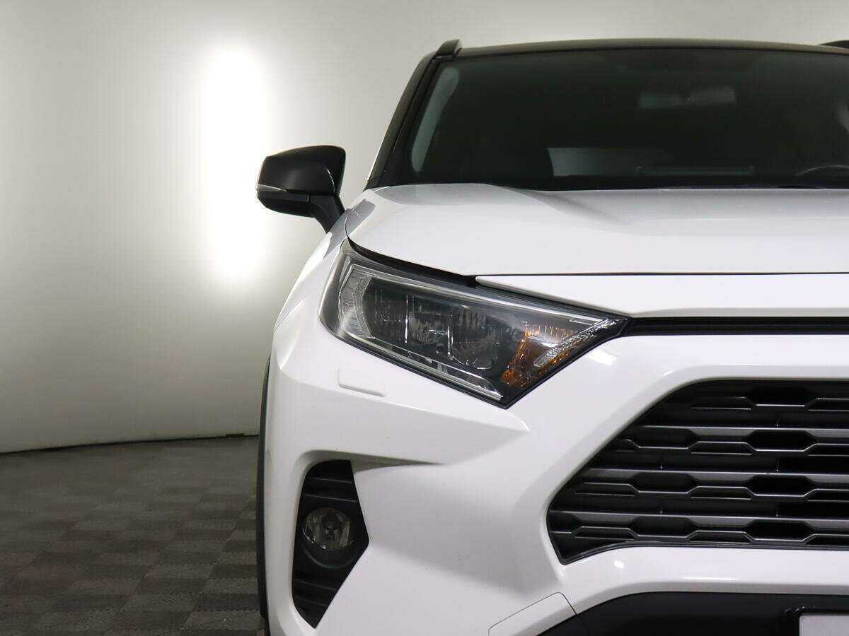 Купить Toyota RAV4 с пробегом. Фото: #18