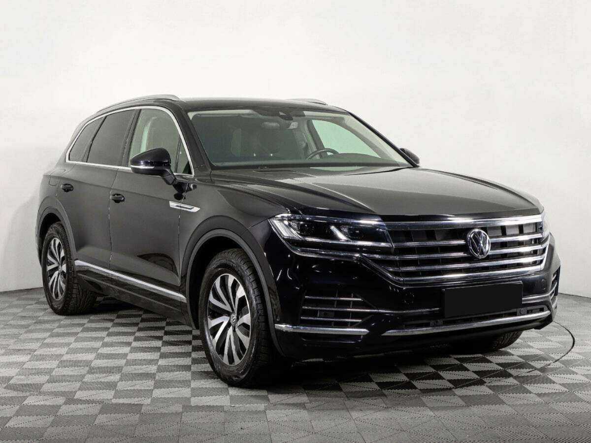 Купить Volkswagen Touareg с пробегом. Фото: #2
