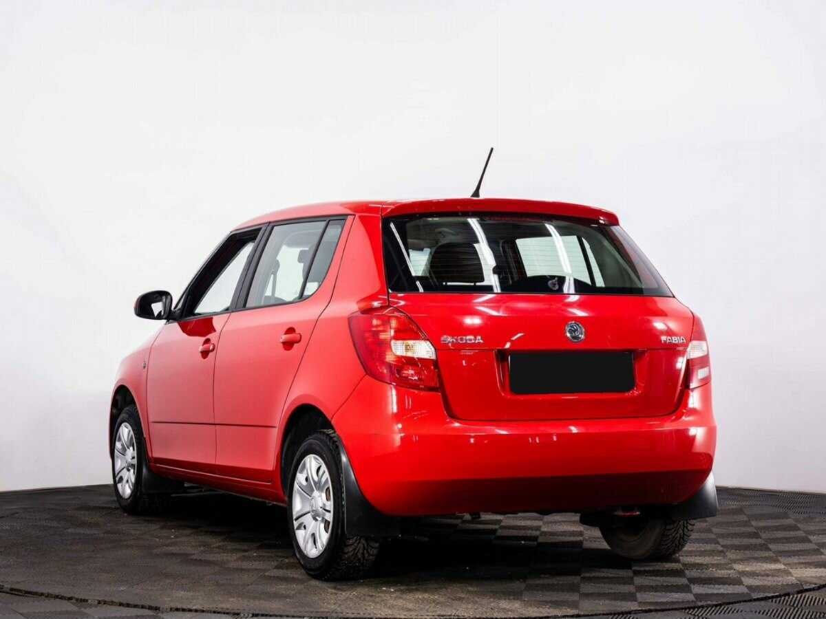 Купить Skoda Fabia с пробегом. Фото: #3