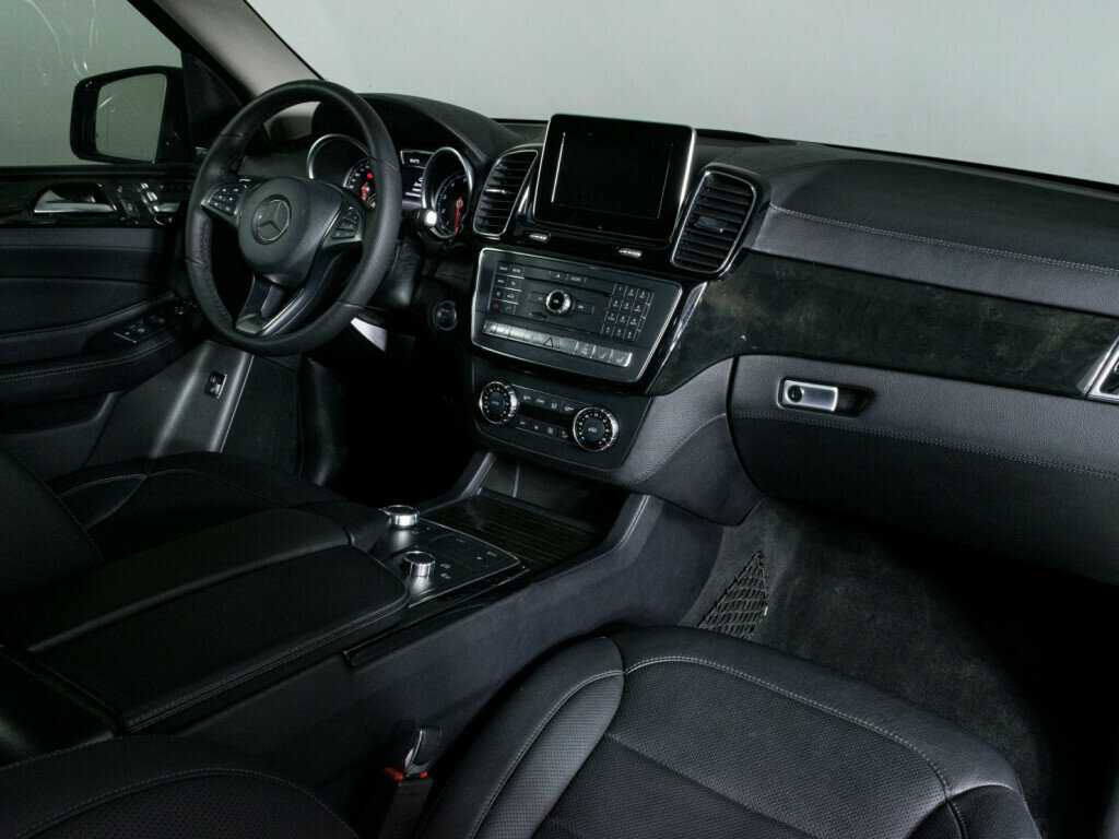 Купить Mercedes-Benz GLE с пробегом. Фото: #10
