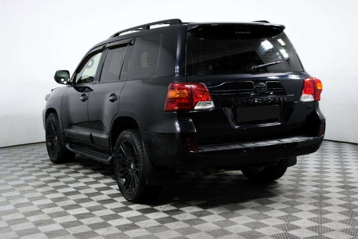 Купить Toyota Land Cruiser с пробегом. Фото: #6