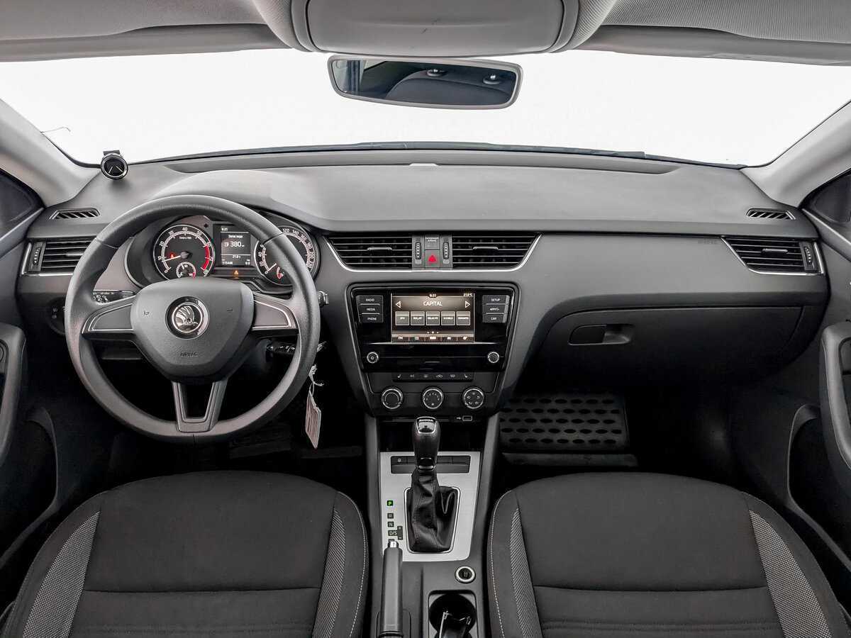 Купить Skoda Octavia с пробегом. Фото: #13