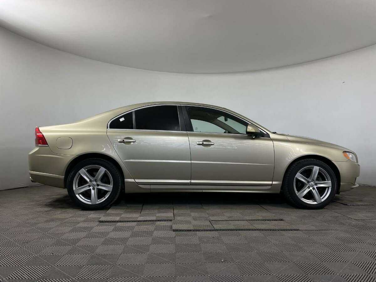 Купить Volvo S80 с пробегом. Фото: #3