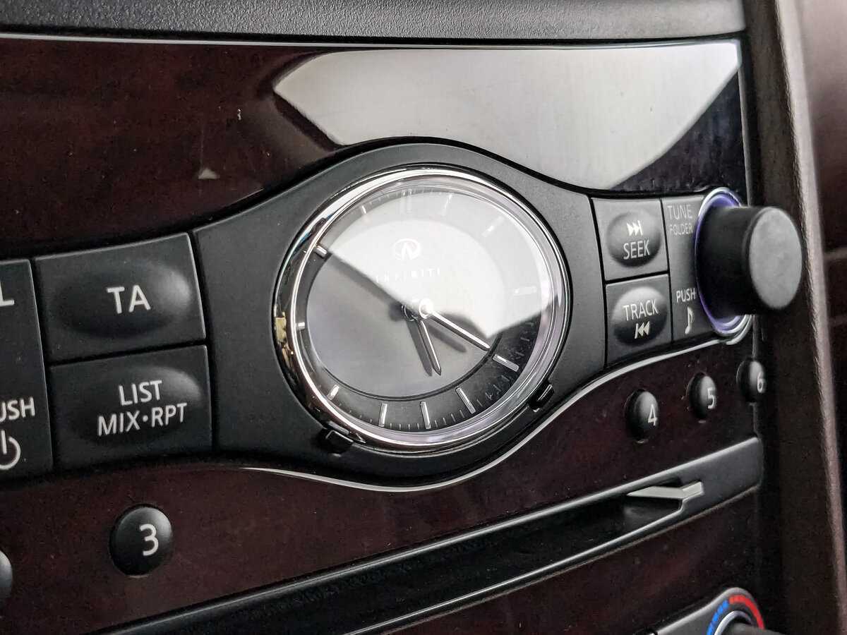 Купить Infiniti EX с пробегом. Фото: #23