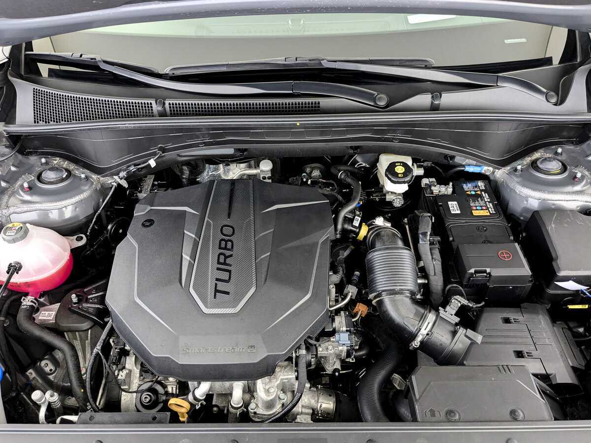 Купить Hyundai Santa Fe с пробегом. Фото: #8