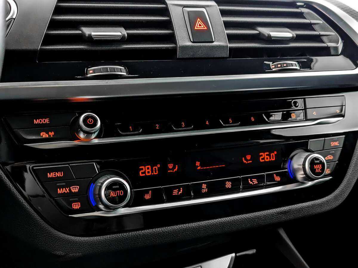 Купить BMW X3 с пробегом. Фото: #22