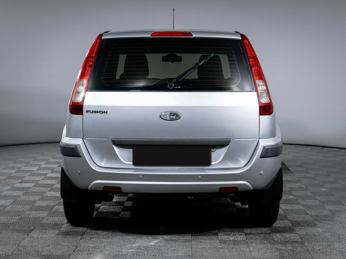 Купить Ford Fusion с пробегом. Фото: #4