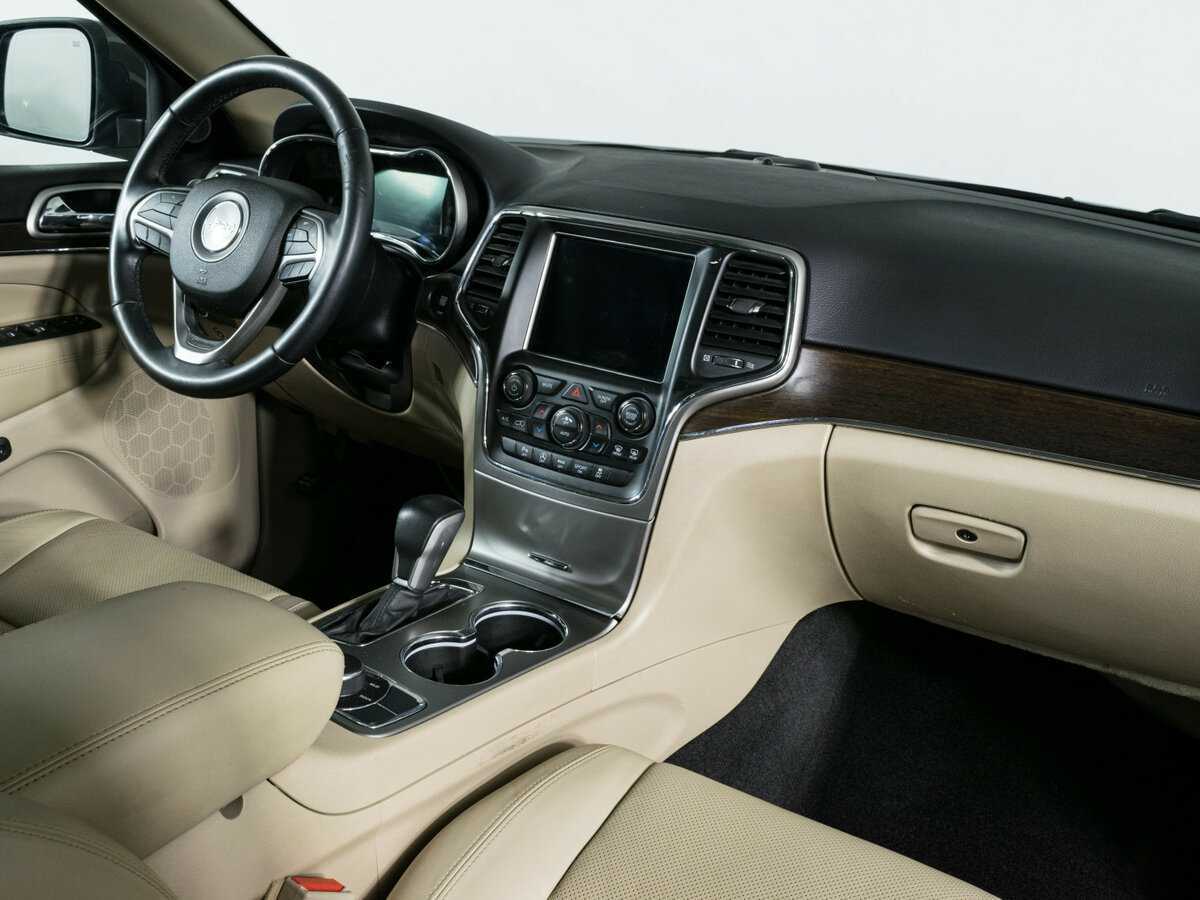 Купить Jeep Grand Cherokee с пробегом. Фото: #10