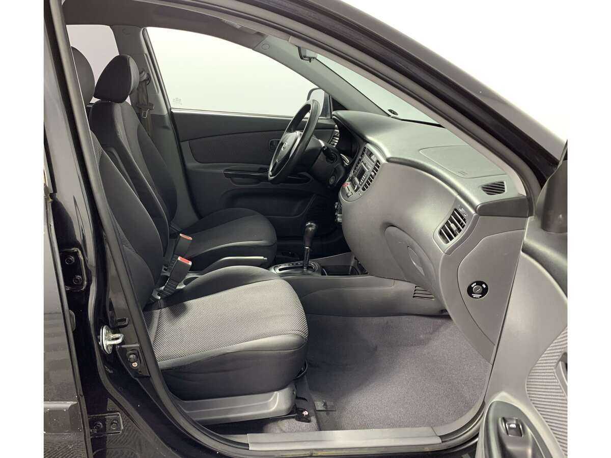 Купить Kia Rio с пробегом. Фото: #13