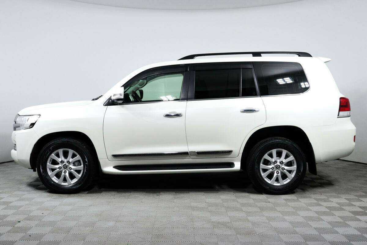 Купить Toyota Land Cruiser с пробегом. Фото: #7