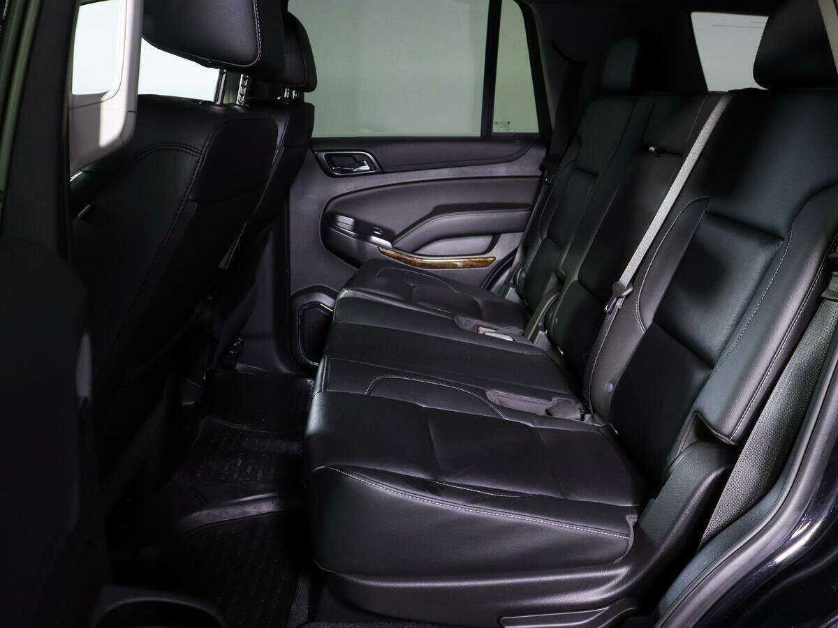 Купить Chevrolet Tahoe с пробегом. Фото: #9