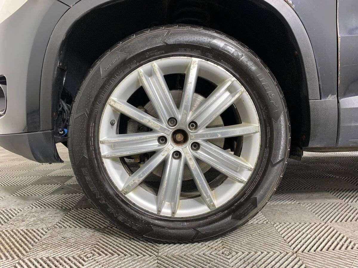 Купить Volkswagen Tiguan с пробегом. Фото: #8