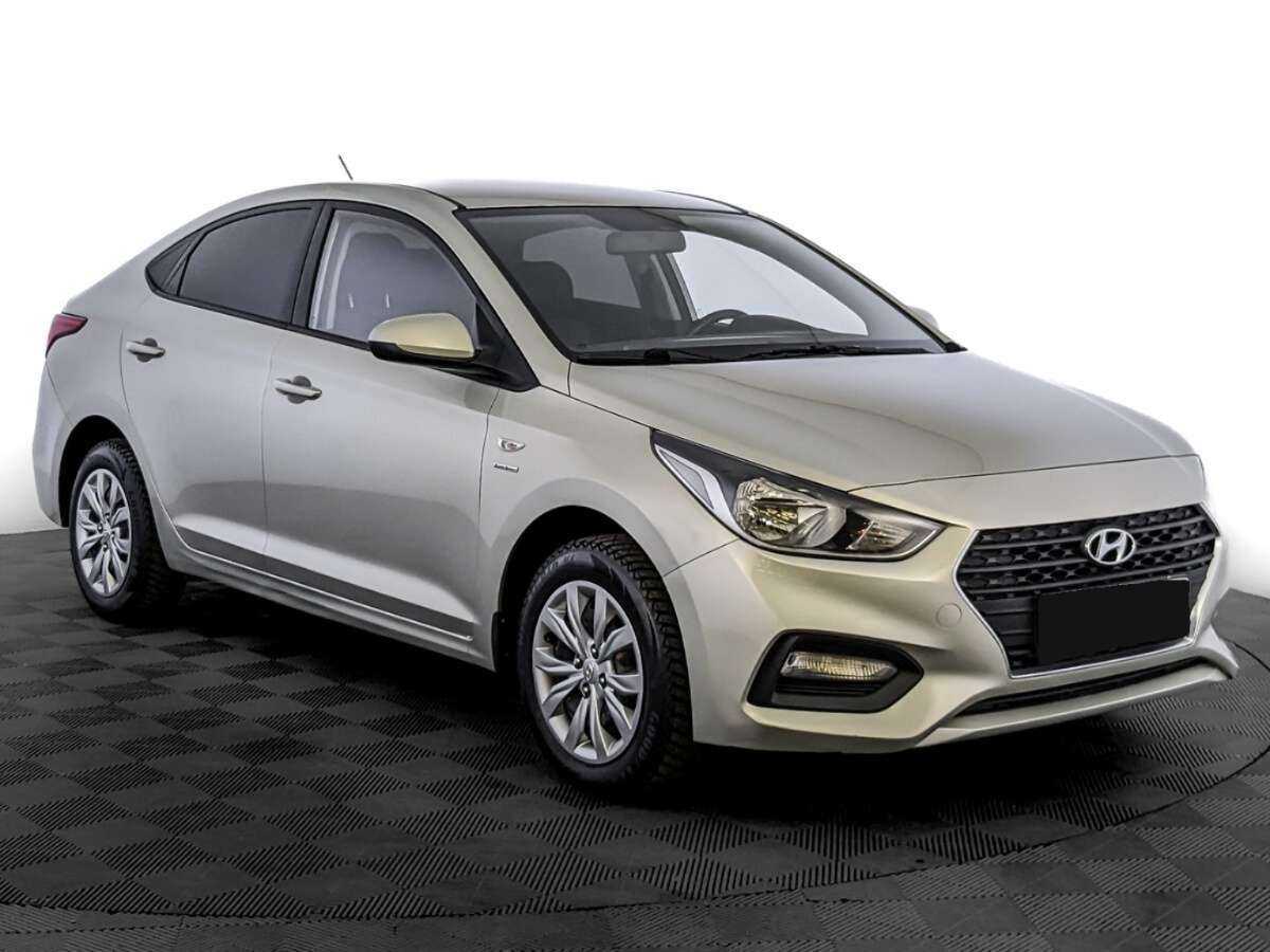 Купить Hyundai Solaris с пробегом. Фото: #2