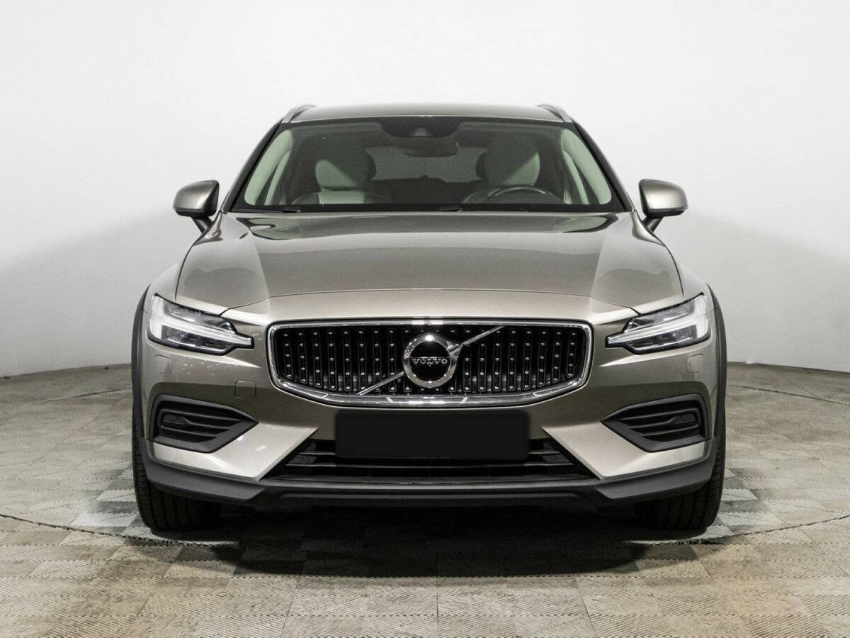 Купить Volvo V60 Cross Country с пробегом. Фото: #1