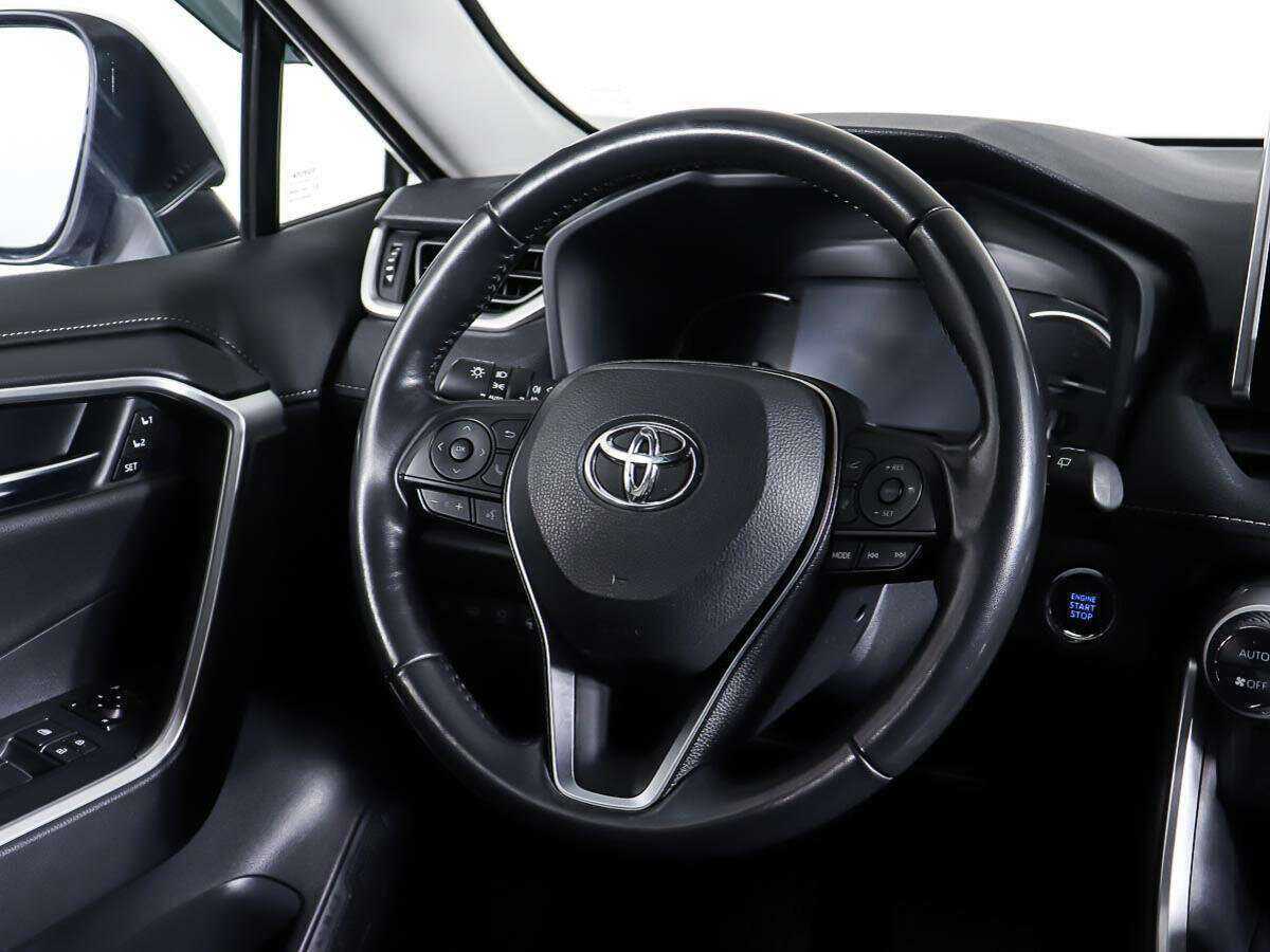 Купить Toyota RAV4 с пробегом. Фото: #14