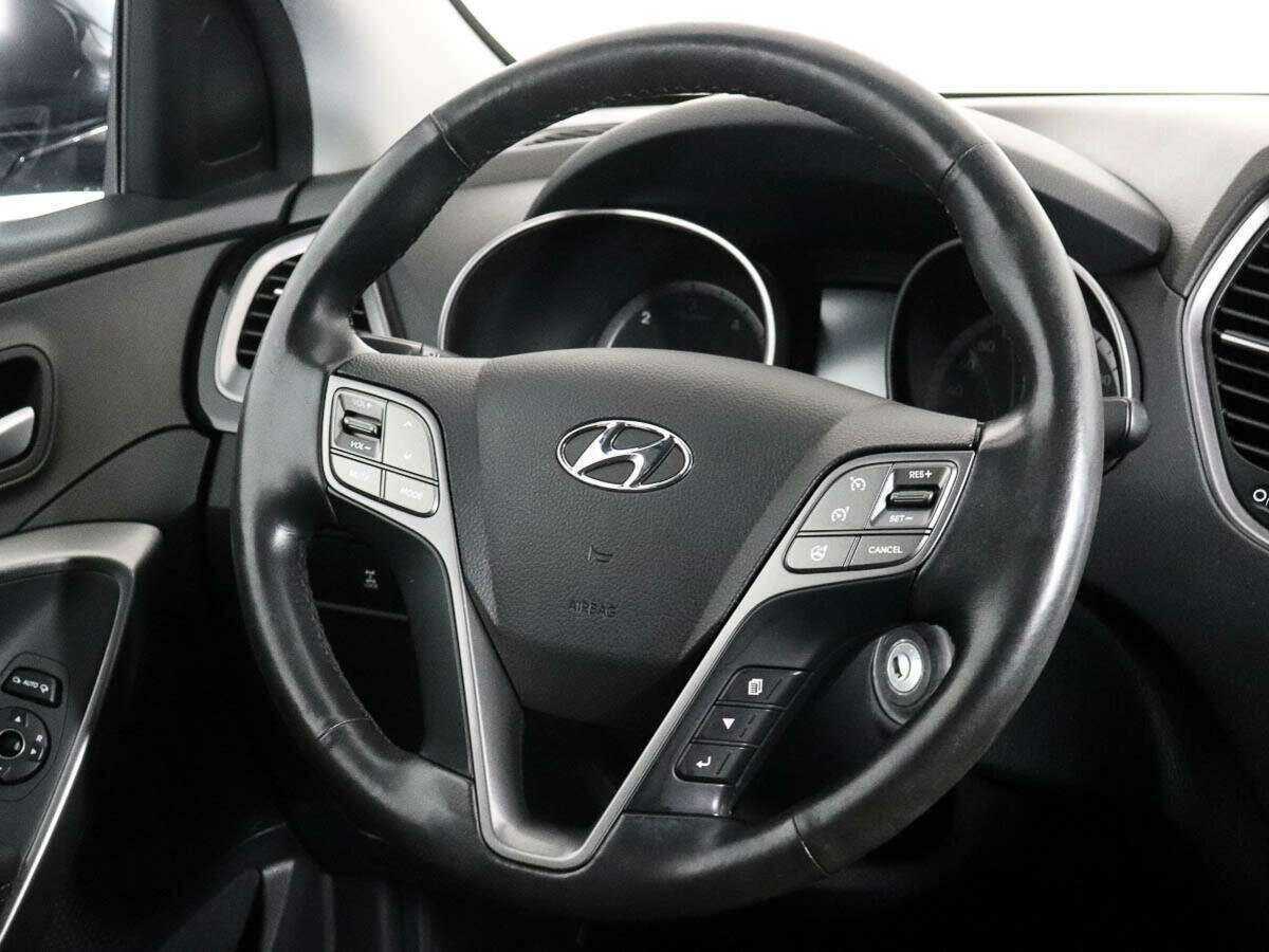 Купить Hyundai Santa Fe с пробегом. Фото: #11