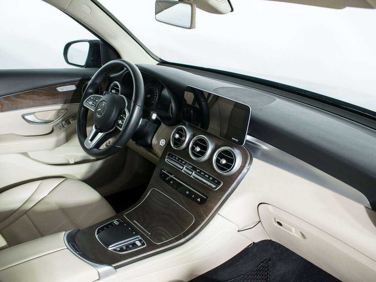 Купить Mercedes-Benz GLC с пробегом. Фото: #8