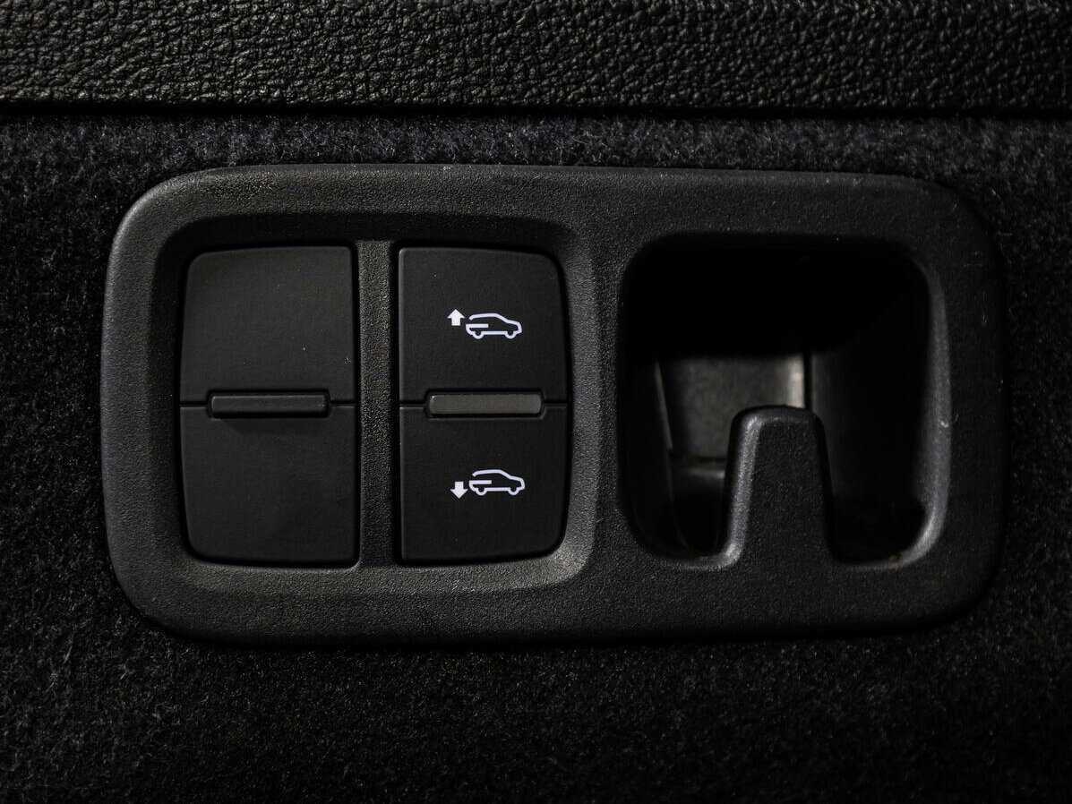 Купить Audi Q7 с пробегом. Фото: #16